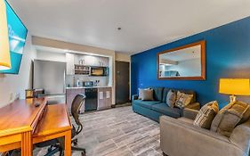 Tempe Apt Sleeps 4